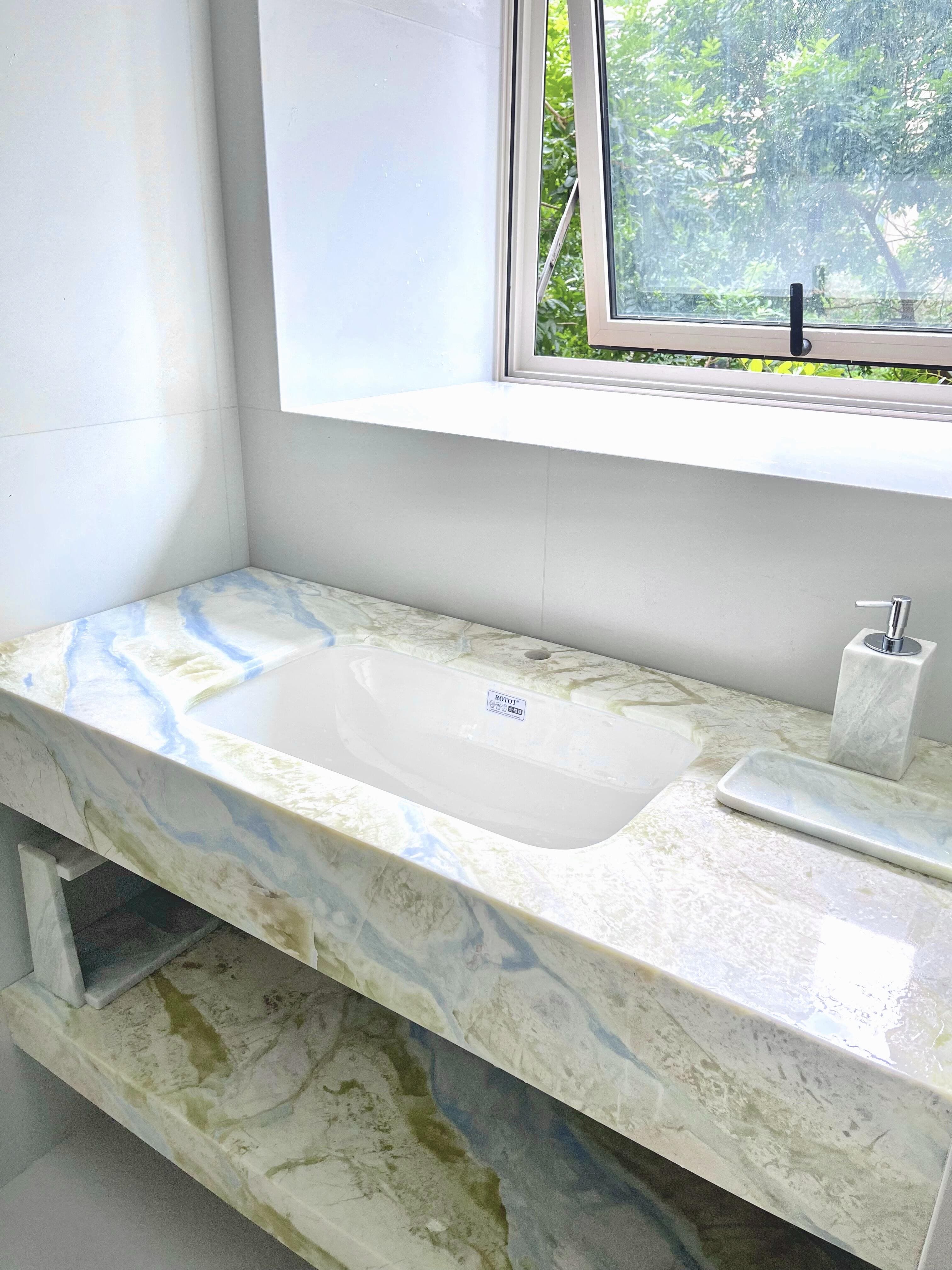 Calacatta Gold Marble